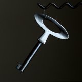 フランス 1900-1950年代頃 フランス製 アンティーク装飾キー｜フランスの時を閉じ込めた飾りたくなる鍵｜(約7.3cm) [EW0640]