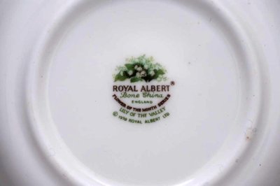 画像3: 〈イギリス〉ロイヤルアルバート小さなお皿 5月の花スズラン