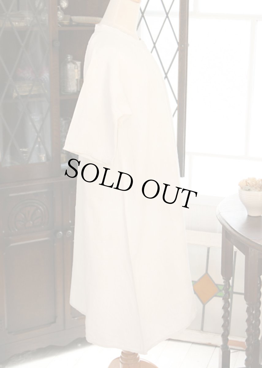 画像3: 〈ドイツ〉1900年代ジャーマンホームスパンリネン　ワンピース 手刺繍モノグラムEM (3)