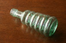 画像5: 〈イギリス〉1900年頃 古いガラスボトル (高さ約14.1cm) (5)