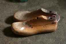 画像5: 〈ベルギー〉子供用　ブロカント木製靴型 (5)