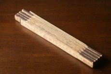 画像9: 〈ベルギー〉スウェーデン製ブロカント折りたたみ式木製ルーラー(定規) 両側cm目盛り、全長200cm (9)