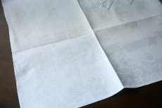 画像9: 〈ベルギー〉ブロカント ピュアホワイトリネンキッチンクロス 手刺繍ＢＣモノグラム (9)