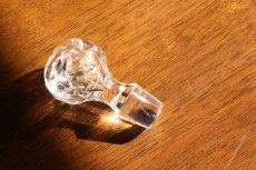 画像16: 〈イギリス〉 アンティーククリスタルガラスボトル ガラスキャップ付き (約高さ13cm) (16)