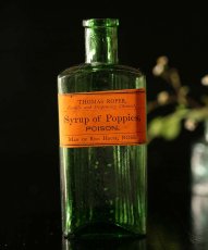 画像1: 〈イギリス〉ポイズンガラスボトル Syrup of Poppies （約高さ13.2cm）  (1)