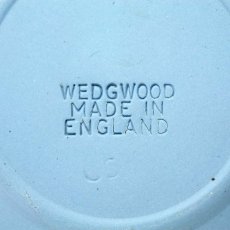 画像9: 〈WEDGWOOD〉ジャスパー ペールブルー　ポートランドの壺デザインピンディッシュ (9)