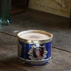 画像3: 〈イギリス〉 エリザベス女王の即位25 年記念1952-1977 缶 (3)