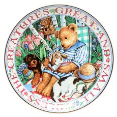 画像1: 〈Royal Doulton〉ロイヤルドルトン クマの飾り皿　Linda Hill Griffith teddy plateプレート（約20.5cm） (1)