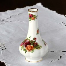 画像1: 〈ROYAL ALBERT〉オールドカントリーローズのフラワーベース花瓶 (1)