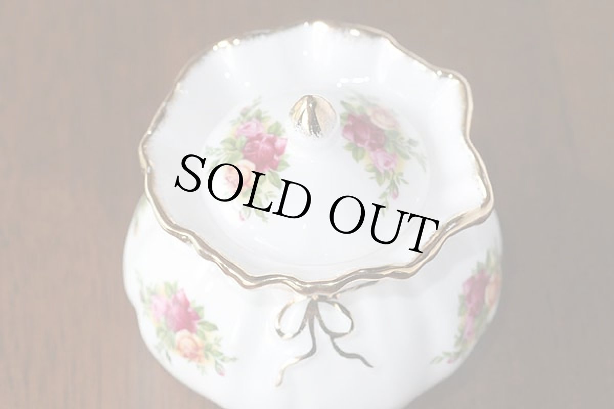 画像2: 〈ROYAL ALBERT〉オールドカントリーローズのポット　フリルリボン (2)