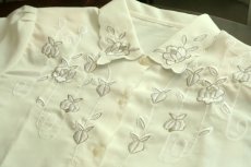 画像10: anm〈アメリカ〉1960年代 ローズ刺繍のシルキーブラウス ローズ刺繍 (10)