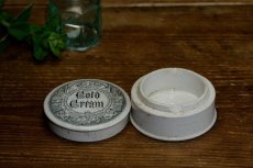 画像2: イギリス 1890年頃 アンティーク陶器 Cold Cream コールドクリーム陶器ポット（約直径6.2cm） (2)
