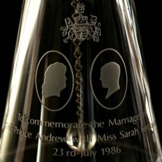 画像11: 英国王室 アンドルー王子&サラ・ファーガソンさんご成婚記念 シルバープレートとクリスタルガラスのディナーベル (11)