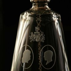 画像10: 英国王室 アンドルー王子&サラ・ファーガソンさんご成婚記念 シルバープレートとクリスタルガラスのディナーベル (10)