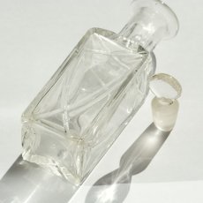 画像8: イギリス アンティーク ガラスボトル ガラスストッパー付き (約高さ15.7cm) (8)