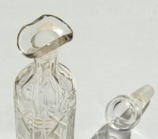 画像5: イギリス アンティークガラス ミントボトル(高さ 約18cm) (5)