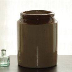 画像2: イギリス 大きな アンティーク 陶器ボトル (約 高さ19.5cm) (2)