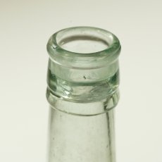 画像10: イギリス アンティーク瓶 ガラスストッパー付き GOODALL BACKHOUSE&Co(高さ約19.5cm) (10)