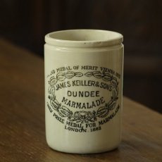 画像1: イギリス 1900年代 ダンディ(DUNDEE)のマーマレード ロゴ入り陶器ジャー(約 高さ11.3ｃｍ) (1)