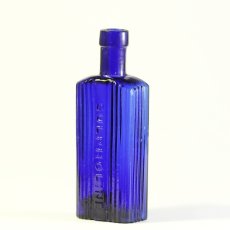 画像1: イギリス 古い瓶 ポイズンガラスボトル コバルトブルー（約高さ11.5cm） (1)