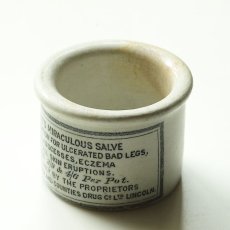画像3: イギリス 1900年代 CLARKES MIRACULOUS SALVE小さな軟膏ポット (約高さ3.6cm) (3)