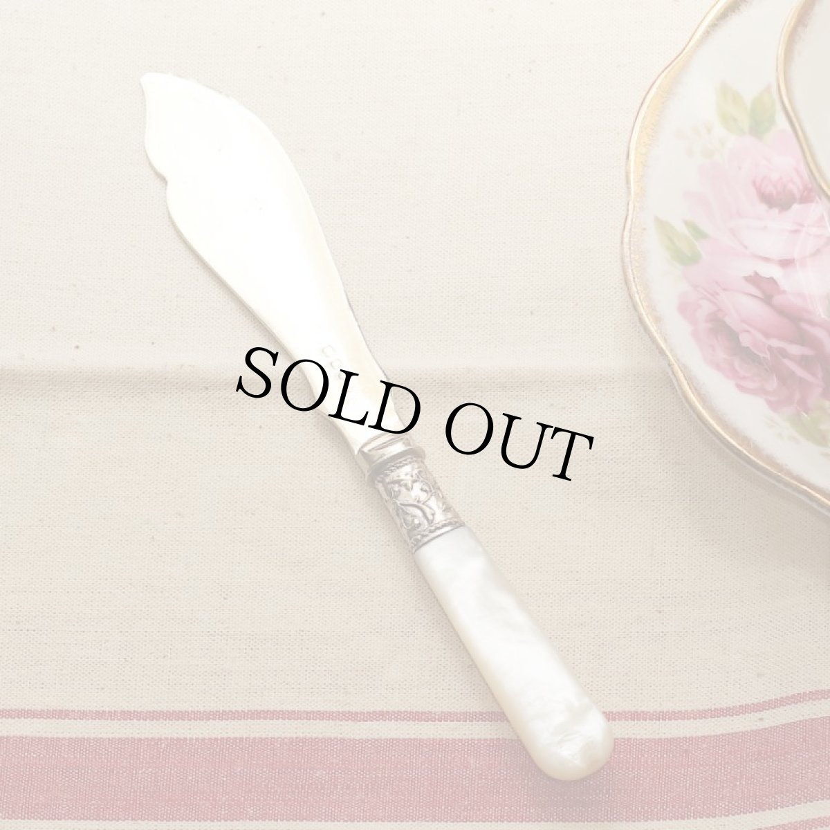 画像2: イギリス シェルハンドル シルバープレート アンティーク バターナイフ (2)