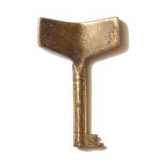 画像1: ドイツ アンティークキー Y型ヘッド鍵 約5.6cm (1)