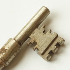 画像5: イギリス アンティークドアキー GIBBONS製古い鍵 刻印WB4/FF27 約7.9cm (5)