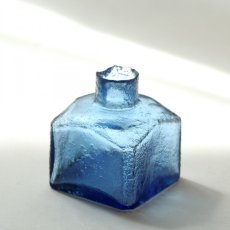 画像2: イギリス アンティーク雑貨 ガラス ヴィクトリアンインク瓶 (約 高さ4.9cm) (2)