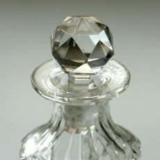 画像2: イギリス 1940-1970年代 アンティーク クリスタルガラスボトル(約14.7cm) (2)