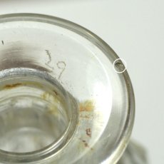 画像11: イギリス 1940-1970年代 アンティーク ガラスボトル(約11.7cm) (11)