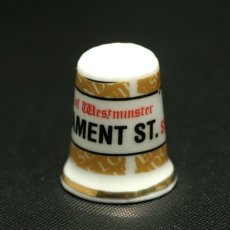 画像3: イギリス PARLIAMENT ST. パーラメント・ストリート 英国陶製シンブル(指貫) (3)