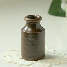 画像3: イギリス 1870-1890年代 アンティーク陶器ボトル (7.6cm) (3)
