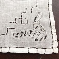 画像5: 〈西ヨーロッパ〉デットストックマデイラ ビンテージ ピュアリネン ハンカチ ドロンワーク刺繍 (5)