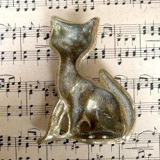 画像2: イギリス アンティーク真鍮 ブロス 猫ねこ (2)