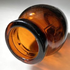 画像4: イギリス Virol ヴァイロール アンバーガラスボトル(約 高さ10.5cm) (4)