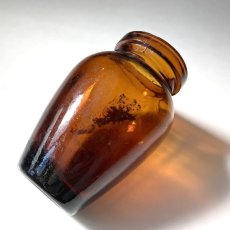 画像5: イギリス Virol ヴァイロール アンバーガラスボトル(約 高さ10.5cm) (5)