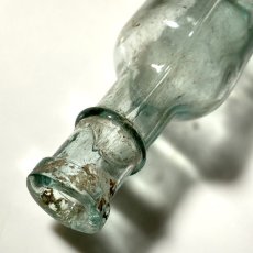 画像4: イギリス アンティーク ガラスボトル (約高さ12.2cm) (4)