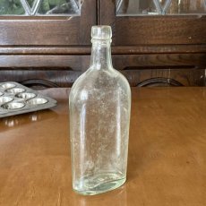画像4: イギリス アンティークガラス瓶 DINNEFORD'S MAGNESIA (約17.5cm) (4)