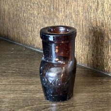 画像4: イギリス OXO アンバー アンティークボトル 小さくて可愛いミニサイズ(約5.4cm) (4)