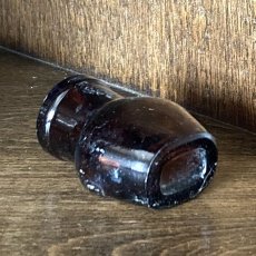 画像6: イギリス OXO アンバー アンティークボトル 小さくて可愛いミニサイズ(約5.4cm) (6)