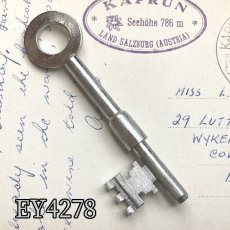 画像18: (在庫1/5)イギリス アンティークドアキー GIBBONS W.HAMPTON製古い鍵 約8cm  (18)
