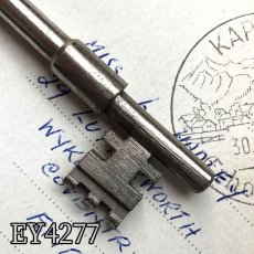 画像16: (在庫1/5)イギリス アンティークドアキー GIBBONS W.HAMPTON製古い鍵 約8cm  (16)