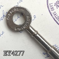画像15: (在庫1/5)イギリス アンティークドアキー GIBBONS W.HAMPTON製古い鍵 約8cm  (15)