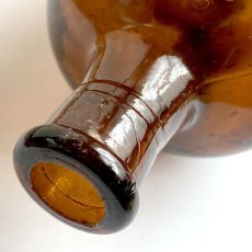 画像9: イギリス  アンティーク アンバーガラス ボトル LYSOL BOOTS ALL BRITISH(約16.8cm) (9)