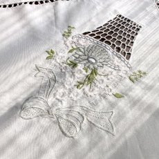 画像6: イギリス ヴィンテージ 可愛いフラワーバスケット テーブルクロス (約80cmX80cm) (6)
