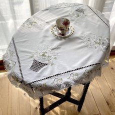 画像2: イギリス ヴィンテージ 可愛いフラワーバスケット テーブルクロス (約80cmX80cm) (2)