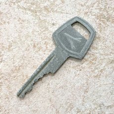 画像2: アメリカ ヴィンテージ自動車キー 車鍵 car key 約5.8cm (2)