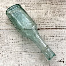 画像6: イギリス アンティーク 古いインテリアガラス瓶 (約高さ 17.3cm) (6)
