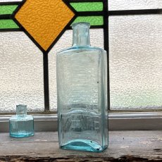 画像4: イギリス アンティーク ガラス瓶 TABLE SPOONS(約高さ 16.7cm) (4)
